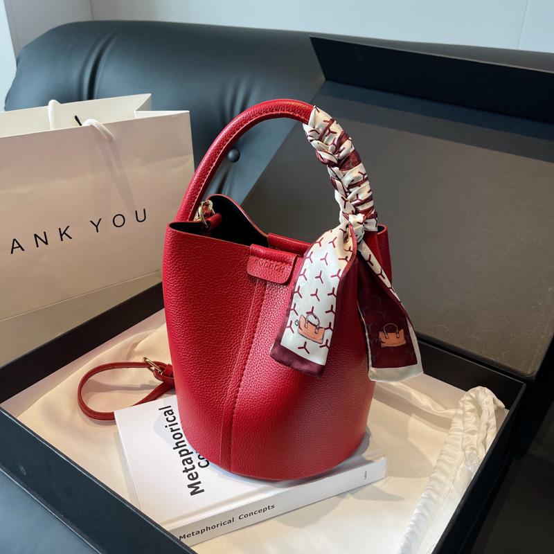 Czerwone torby na ramię i cros – Luxury Bags On Sales recenzja i cena