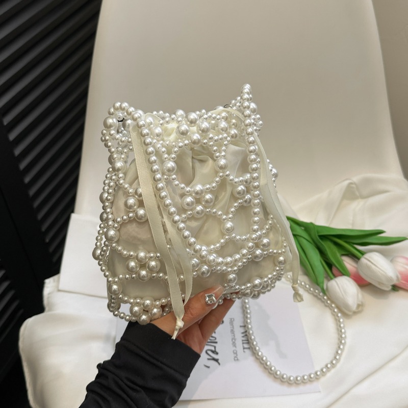 Białe torebki na ramię i cross – Luxury Bags On Sales recenzja i cena